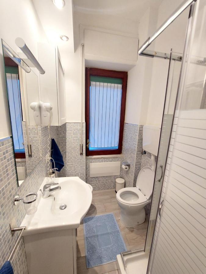 Approdo Di Marina Apartment Vietri Екстериор снимка